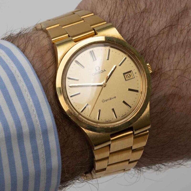 Omega Genève from 1972 Ref. 136.0103. Manual movement Gold plated. Original bracelet.