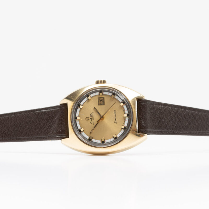 Ladies Omega Seamaster from 1970 Ref. 566 0039. Automatic movement. Goldcap. 28 mm size without crown.