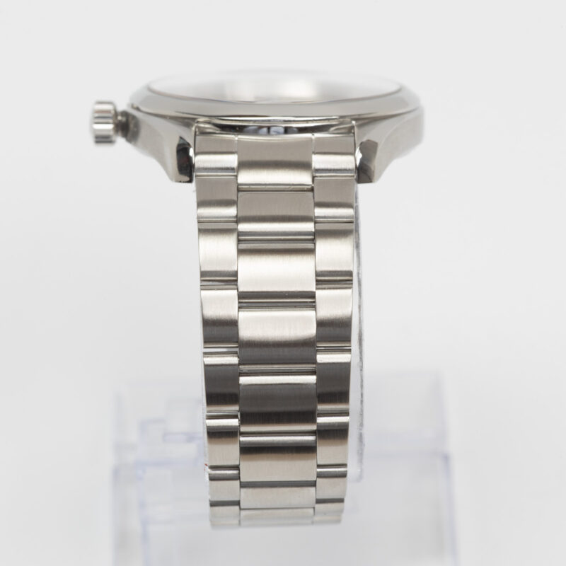 Omega Seamaster Aqua Terra 150m Ref. 2517.30. Quartz movement. Steel case and white dial. Original bracelet.