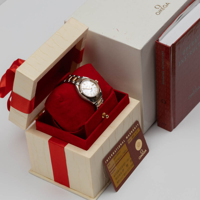 2000s Omega Seamaster Aqua Terra - Image 13