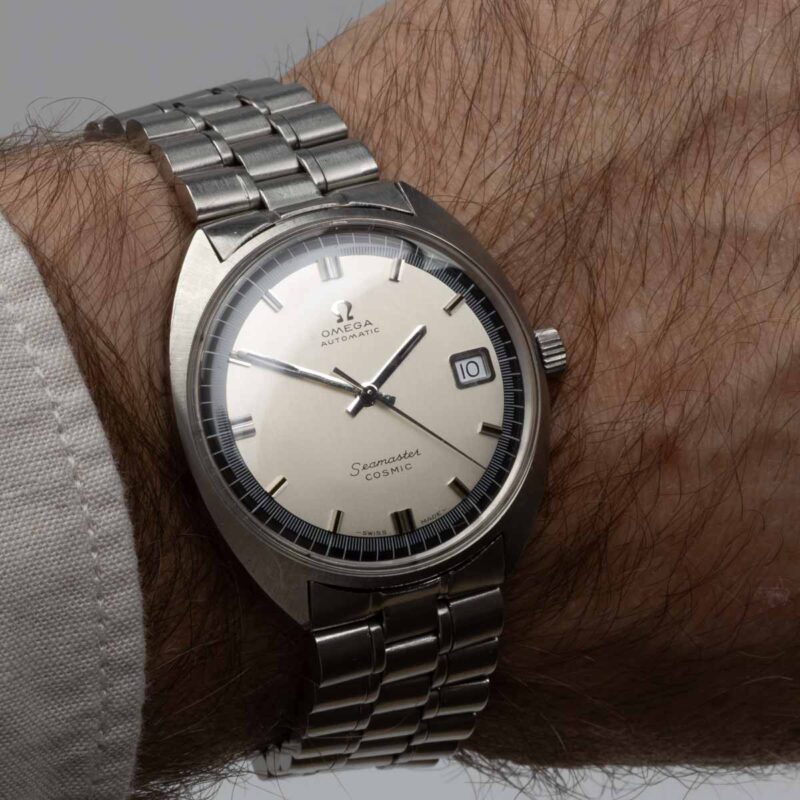 Omega Seamaster Cosmic from 1972 Ref. 166.026. Automatic movement. Dial with blue ring. Original bracelet.