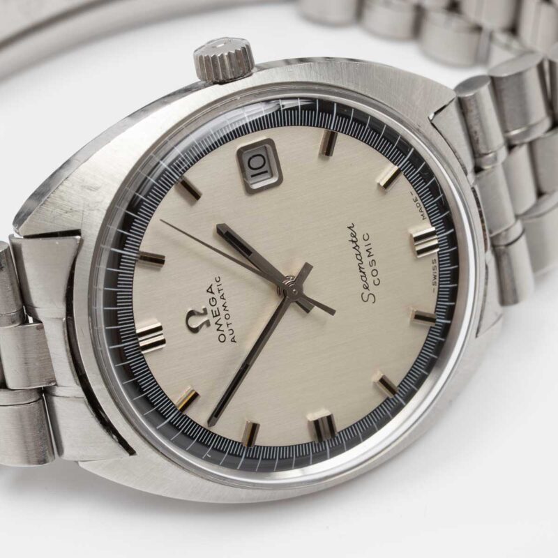 Omega Seamaster Cosmic from 1972 Ref. 166.026. Automatic movement. Dial with blue ring. Original bracelet.