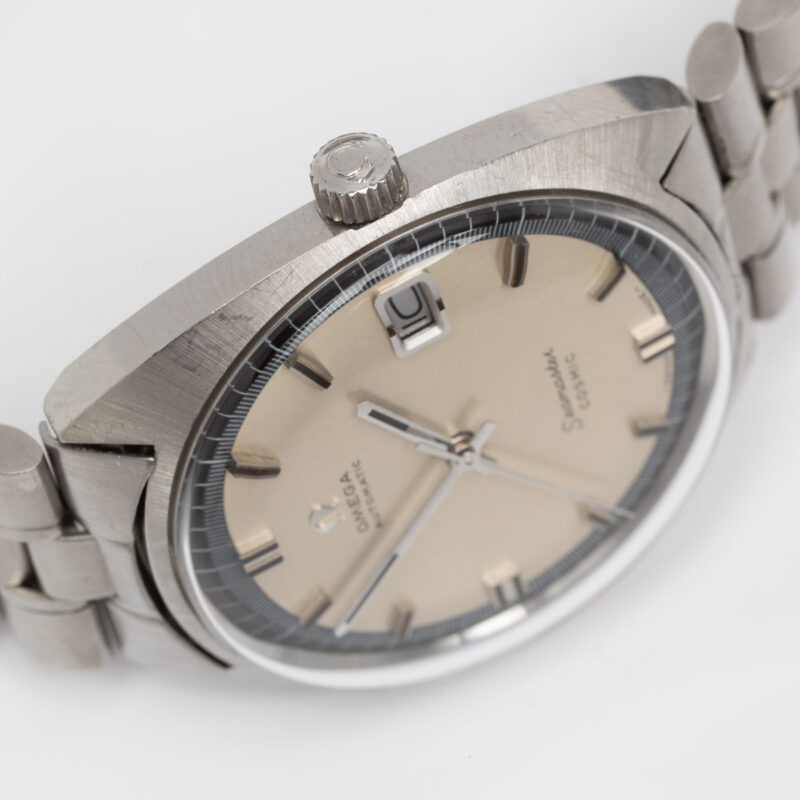 Omega Seamaster Cosmic from 1972 Ref. 166.026. Automatic movement. Dial with blue ring. Original bracelet.