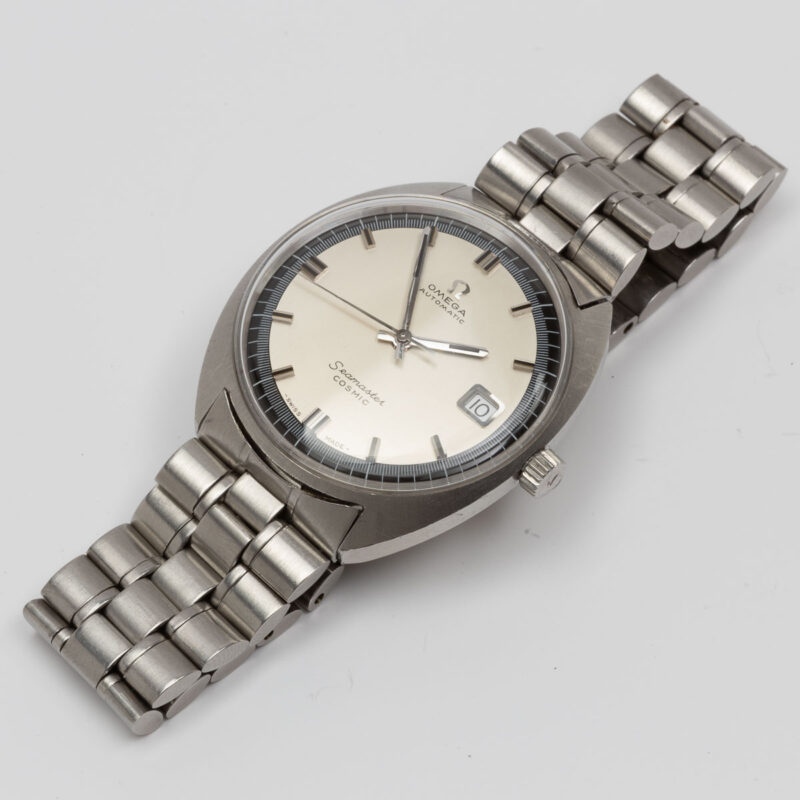 Omega Seamaster Cosmic from 1972 Ref. 166.026. Automatic movement. Dial with blue ring. Original bracelet.