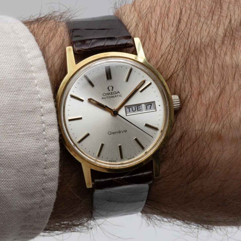 Omega Genève day/date from 1972 Ref. 166.0117. Automatic movement. Gold plated case. White dial.
