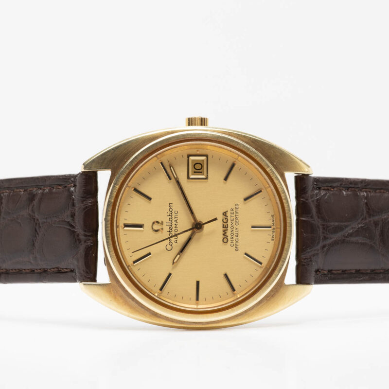 Omega Constellation C-shape goldcap. Automatic movment.