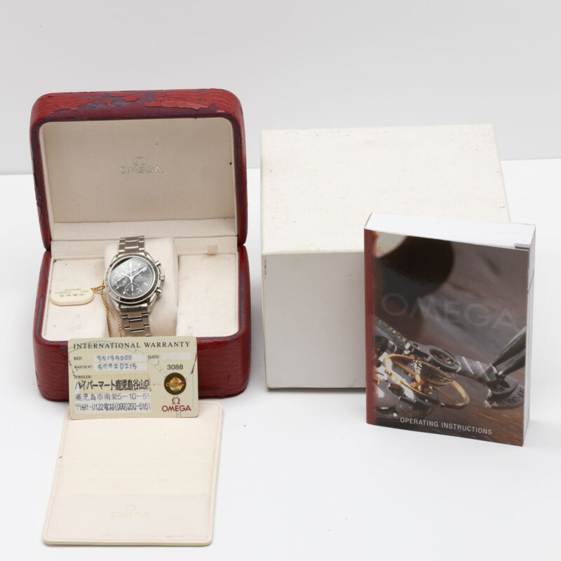 Omega Speedmaster date Ref. 3513.50. Automatic movement. Black dial.
