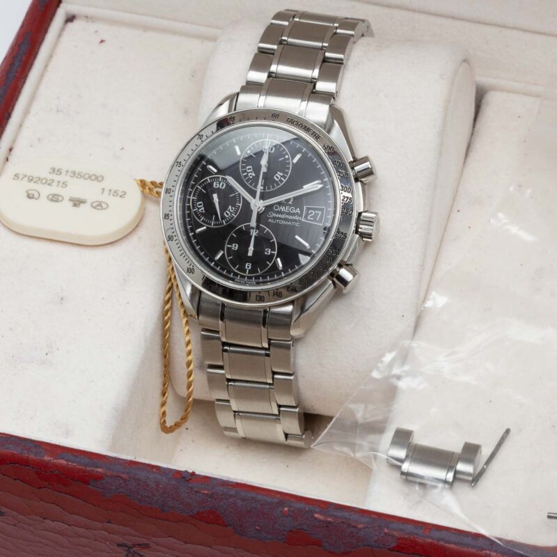 Omega Speedmaster date Ref. 3513.50. Automatic movement. Black dial.