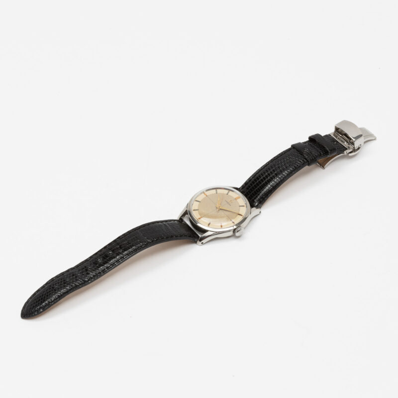 Vintage Omega from 1954 witch crosshair dial. Manual movment. Steel case. 35 mm size without crown.