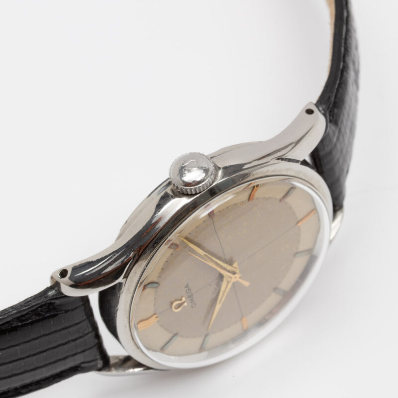 Vintage Omega from 1954 witch crosshair dial. Manual movment. Steel case.