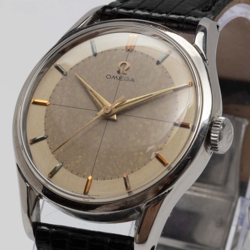 Vintage Omega from 1954 witch crosshair dial. Manual movment. Steel case.