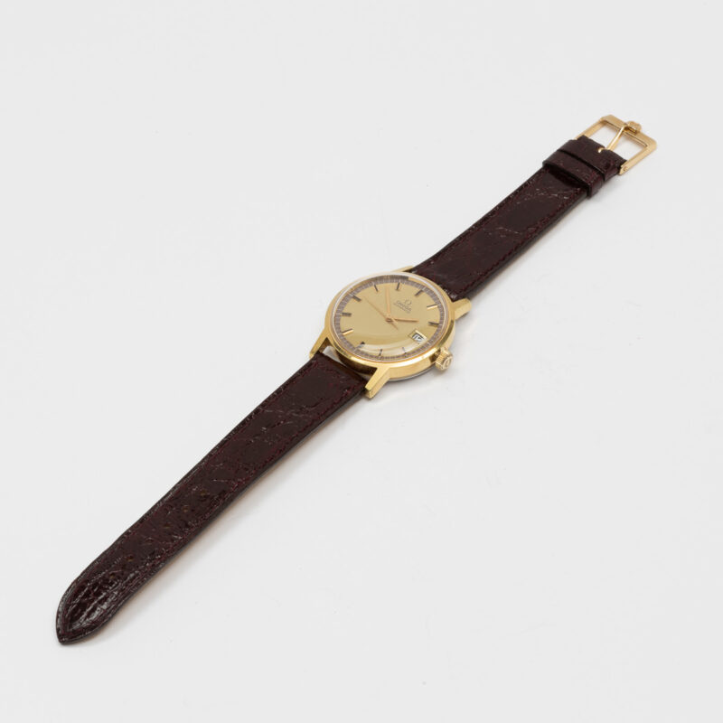 Vintage gold plated Omega date Ref. 166.0098. Automatic movement. Dial with ring.