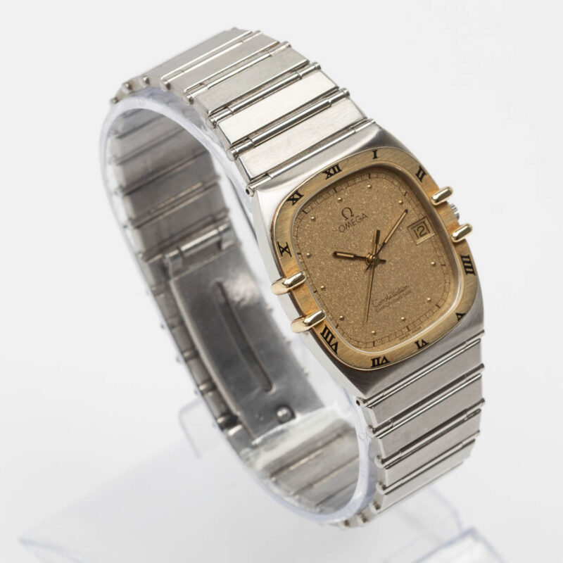 Omega Constellation Manhattan from 1984 Ref. 3980877. Quartz movement. Gold bezel. Sparkle dial.