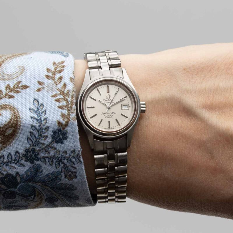 Ladies Omega Seamaster Cosmic 2000 Ref. 566.053. Automatic movement.and Steel case and white dial.