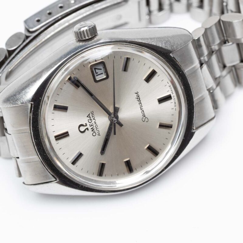 Omega Seamaster from 1970 Ref. 166.067. Automatic movement. Steel case. Original bracelet.