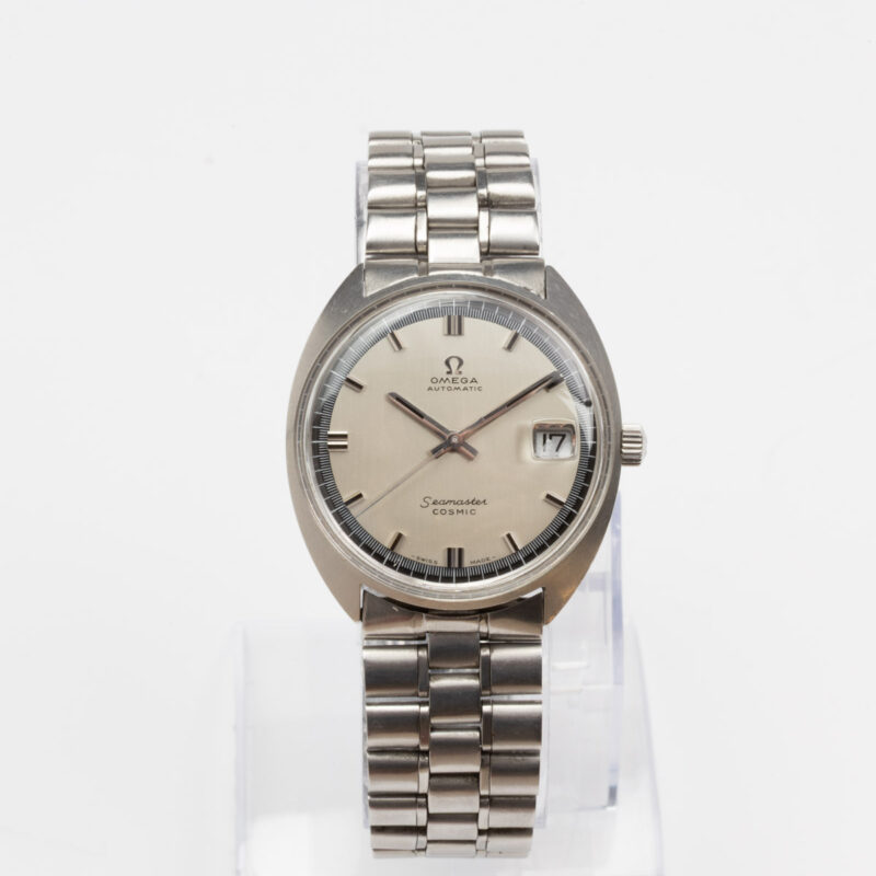 Omega Seamaster Cosmic from 1969 Ref. 166.026. Automatic movement. Dial with blue ring. Original bracelet.