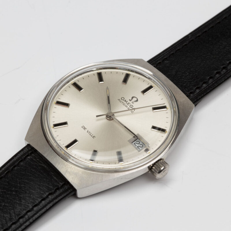 Omega de Ville from 1971 Ref. 166.051. Automatic movement. Monoblock steel case. Unique indexes.