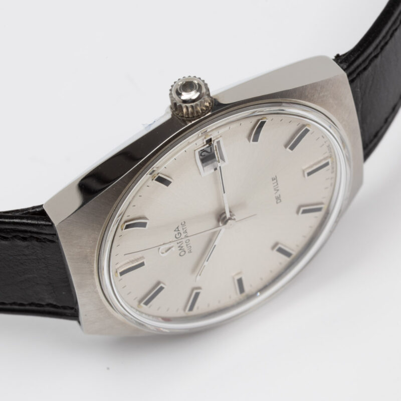 Omega de Ville from 1971 Ref. 166.051. Automatic movement. Monoblock steel case. Unique indexes.