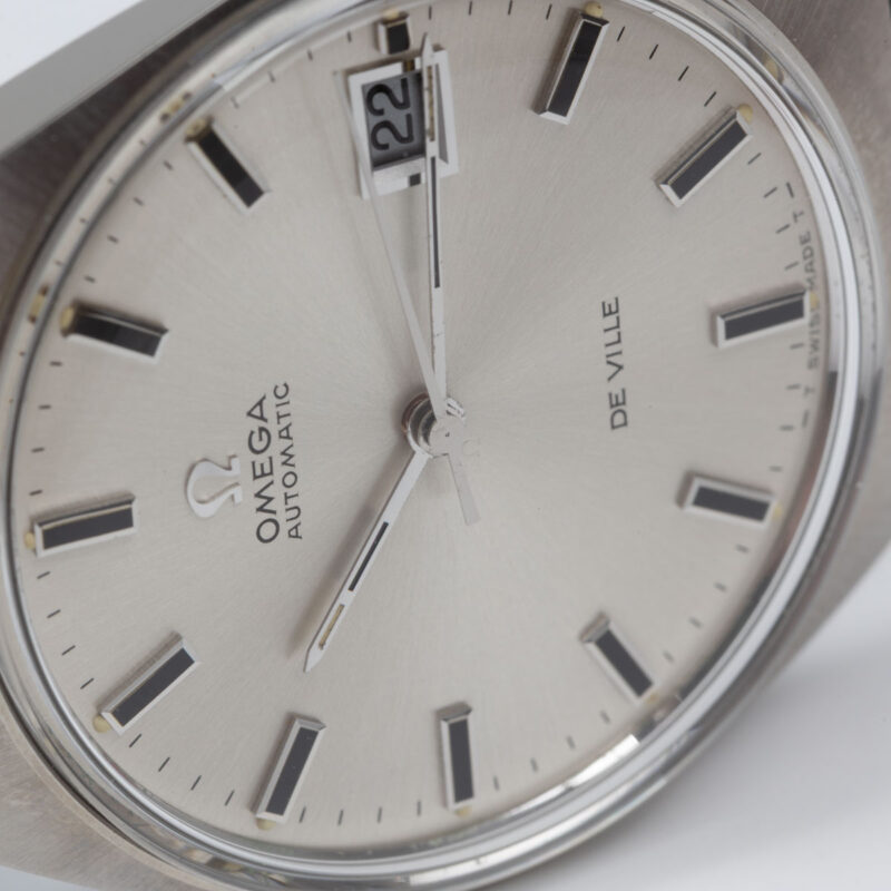 Omega de Ville from 1971 Ref. 166.051. Automatic movement. Monoblock steel case. Unique indexes.