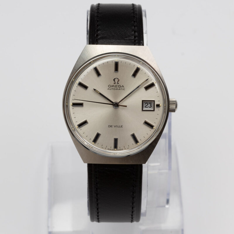 Omega de Ville from 1971 Ref. 166.051. Automatic movement. Monoblock steel case. Unique indexes.