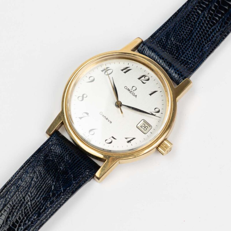 1975 Omega Genève date Cal. 1030 Ref. 136.0104. Manual movement. Gold plated