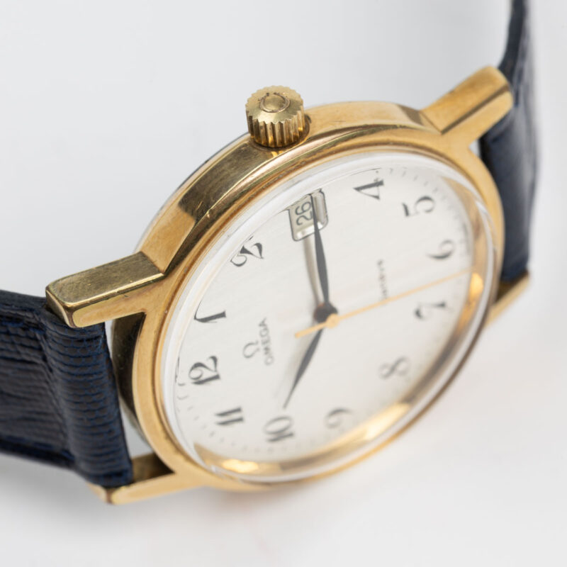 1975 Omega Genève date Cal. 1030 Ref. 136.0104. Manual movement. Gold plated