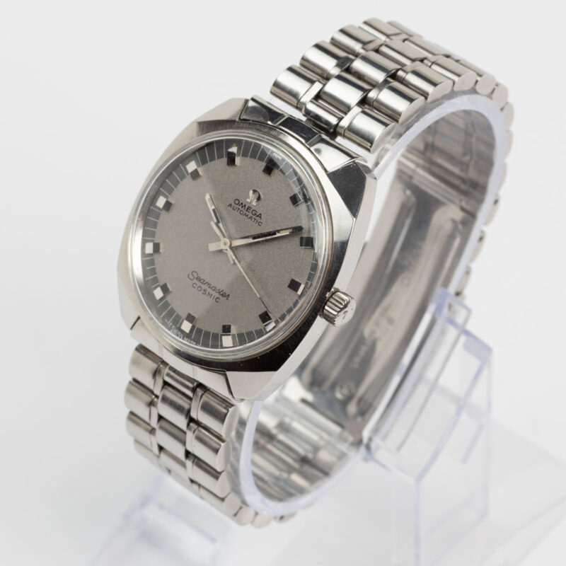 1960s Omega Seamaster Cal. 552. Automatic movement. Sparkle dial