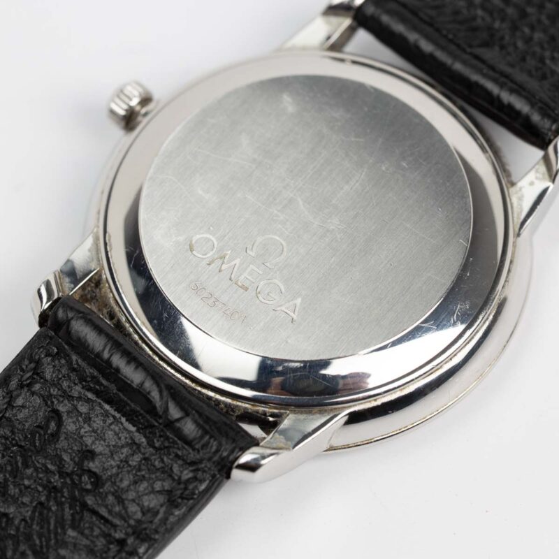2000s Omega de Ville Chronometer date Cal. 1109 Ref. 168.1050. Automatic. Black dial.