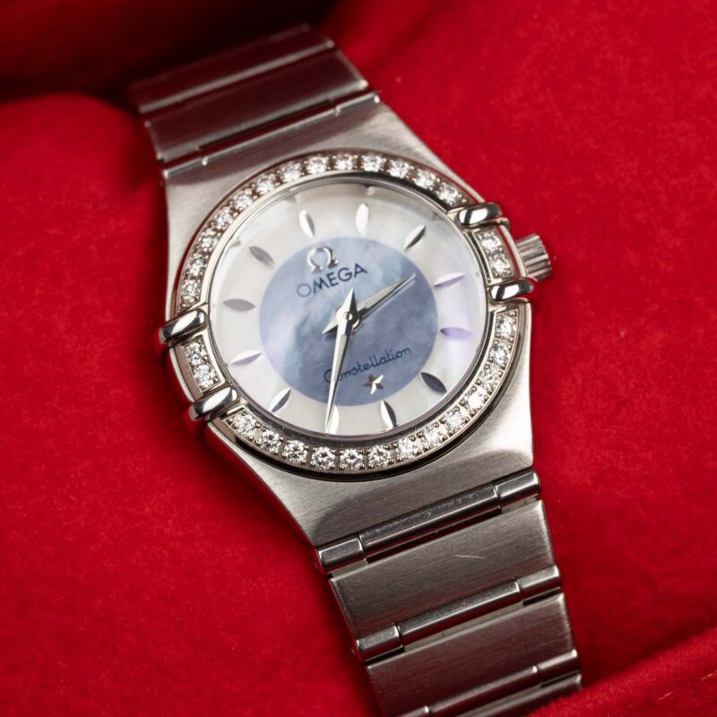 2000. Omega Constellation Manhattan