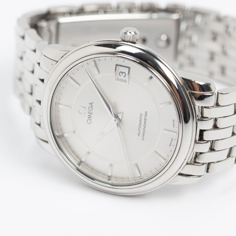 Omega de Ville Cal. 1109 Ref. 168.1050. From 1986. Automatic. Steel case. Original bracelet.