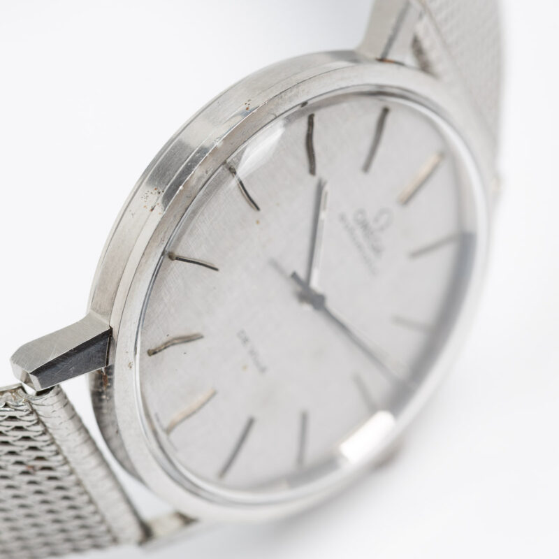 Omega de Ville Cal. 711 Ref. 165 008. From 1968. Linen dial. Automatic movment.