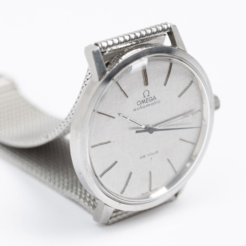 Omega de Ville Cal. 711 Ref. 165 008. From 1968. Linen dial. Automatic movment.