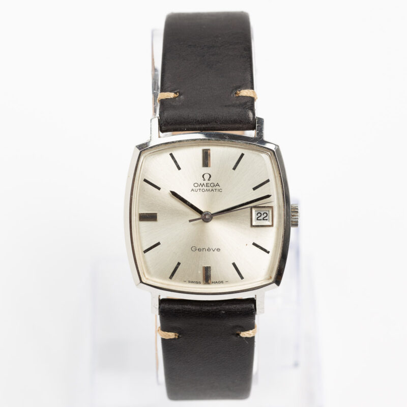 Omega Genève date Cal. 565 Ref. 162 010. From 1970. Automatic. Steel square case.