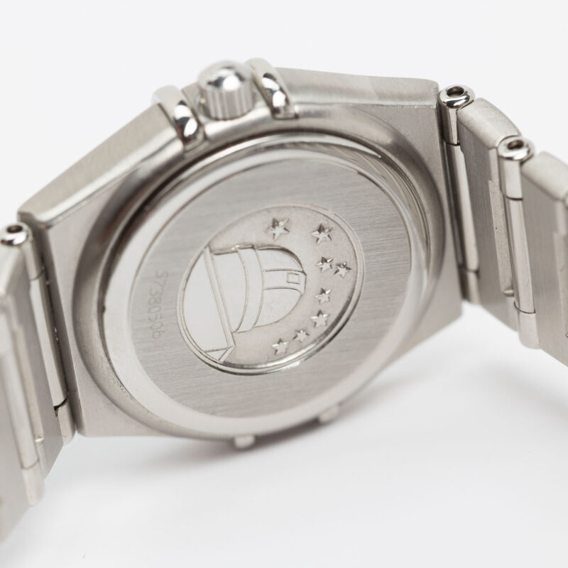 Ladies Omega Constellation Manhattan Cal. 1456 Ref. 7951203. From 1997. Diamond bezel. Mother of pearl.