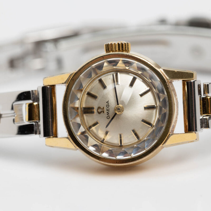 Ladies Omega de Ville Cal. 483 Ref. 511.088. From 1963. Manual movment. Gold plated.
