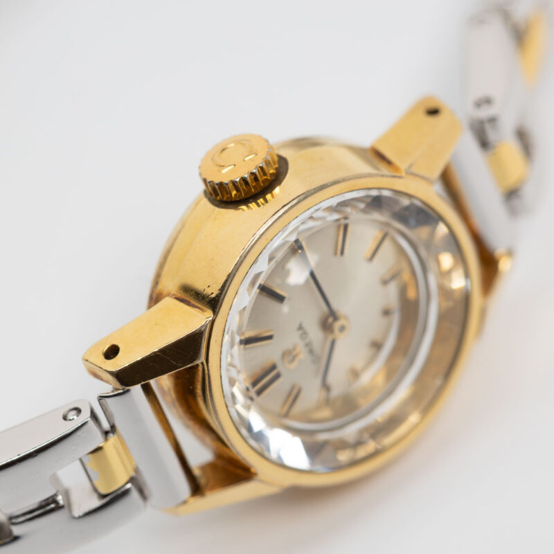 Ladies Omega de Ville Cal. 483 Ref. 511.088. From 1963. Manual movment. Gold plated.