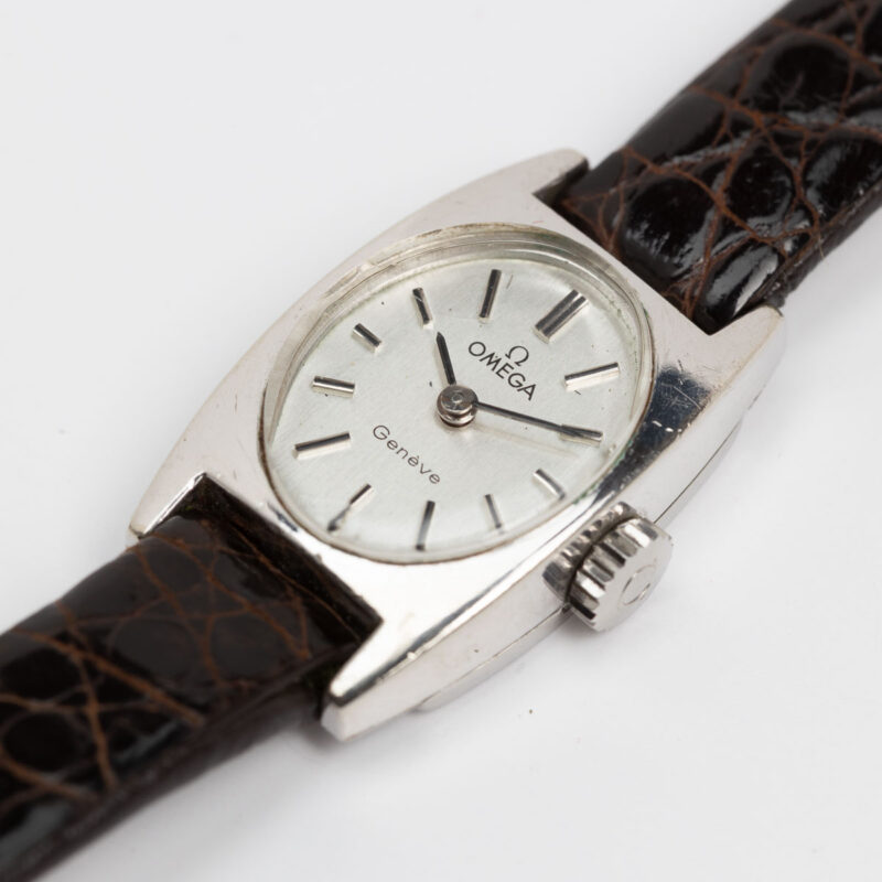 Ladies Omega Genève Cal. 485 Ref. 511.362. From 1971. Manual movment. Plated white gold.