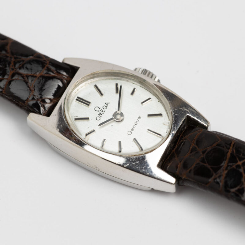 Ladies Omega Genève Cal. 485 Ref. 511.362. From 1971. Manual movment. Plated white gold.