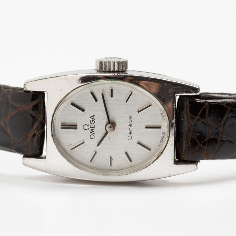 Ladies Omega Genève Cal. 485 Ref. 511.362. From 1971. Manual movment. Plated white gold.