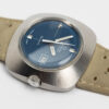 Ladies Omega Genève date Cal. 681 Ref. 566.031. From 1969. Automatic movement. Blue dial. Steel case.