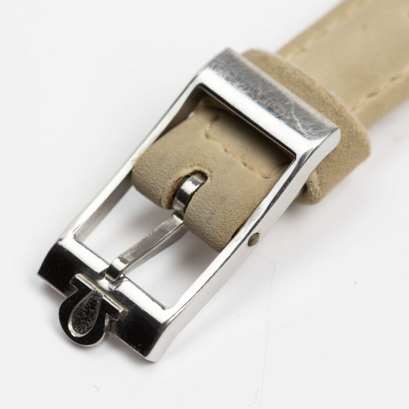 Ladies Omega Genève date Cal. 681 Ref. 566.031. From 1969. Automatic movement. Blue dial. Steel case.