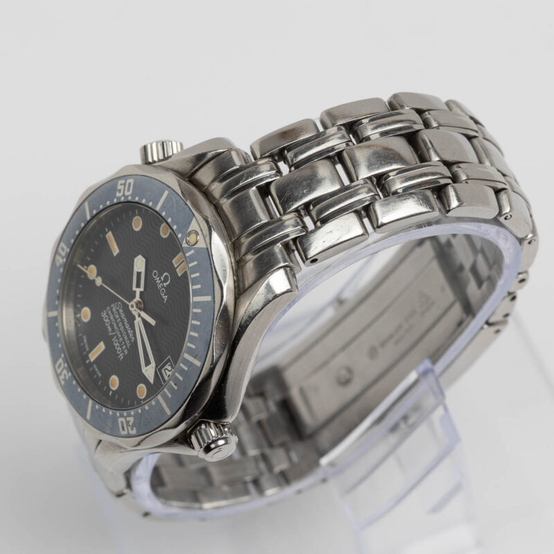 1990s Omega Seamaster Professional 300m - Image 18