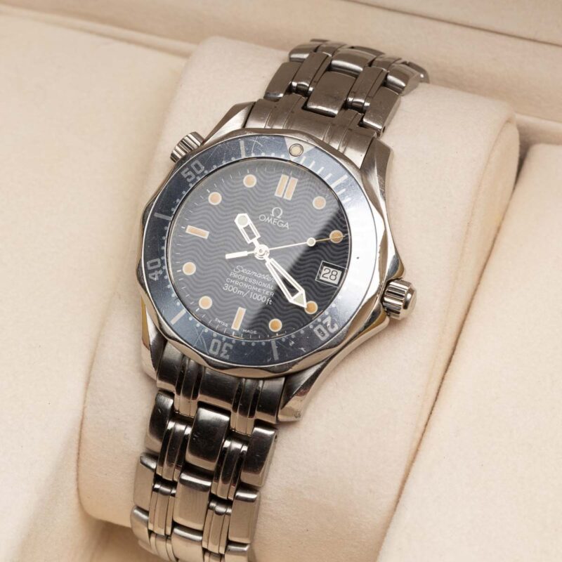 1990s Omega Seamaster Professional 300m - Image 19