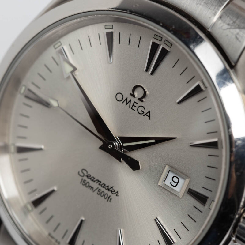 Omega Seamaster Aqua Terra 150m Ref. 2517.30. Quartz movement. White dial. Steel case.