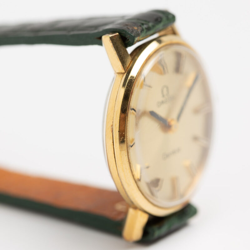 Ladies Omega Genève Cal. 625 Ref. 511.0457. From 1974. Manual movement. Gold plated.