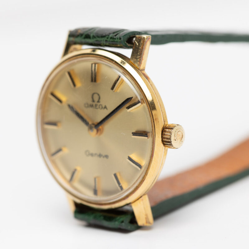 Ladies Omega Genève Cal. 625 Ref. 511.0457. From 1974. Manual movement. Gold plated.