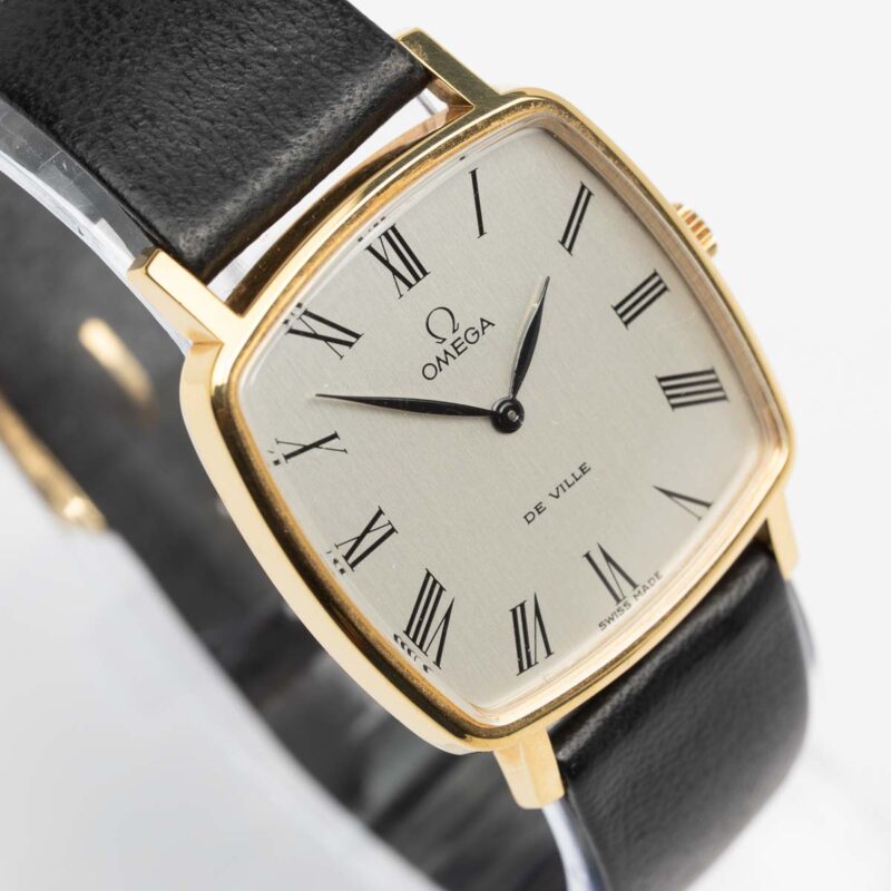 Square Omega de Ville Ref. 111.0149 Cal. 625. Manual movment. Gold plated. White dial.