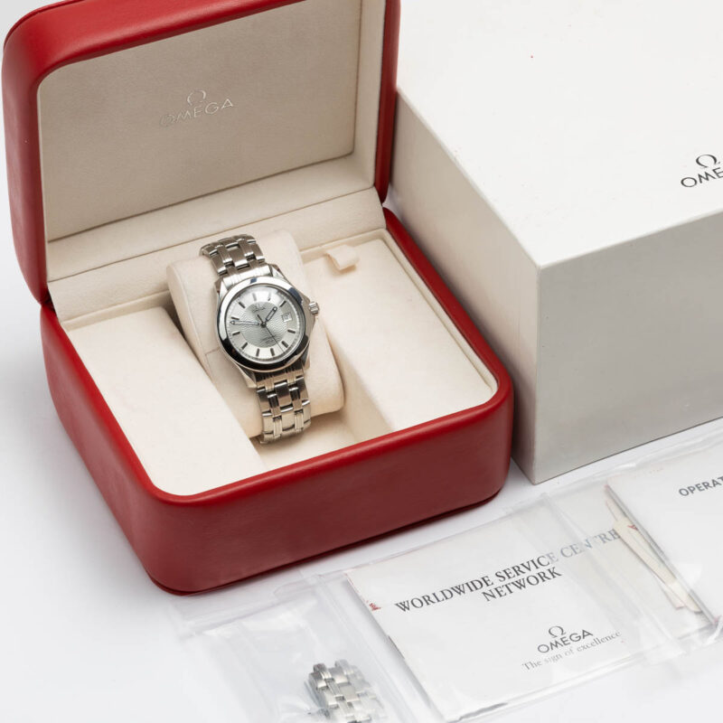 Omega Seamaster Diver 120m date Cal. 1538 Ref. 196.1501. Quartz movment. Steel case.