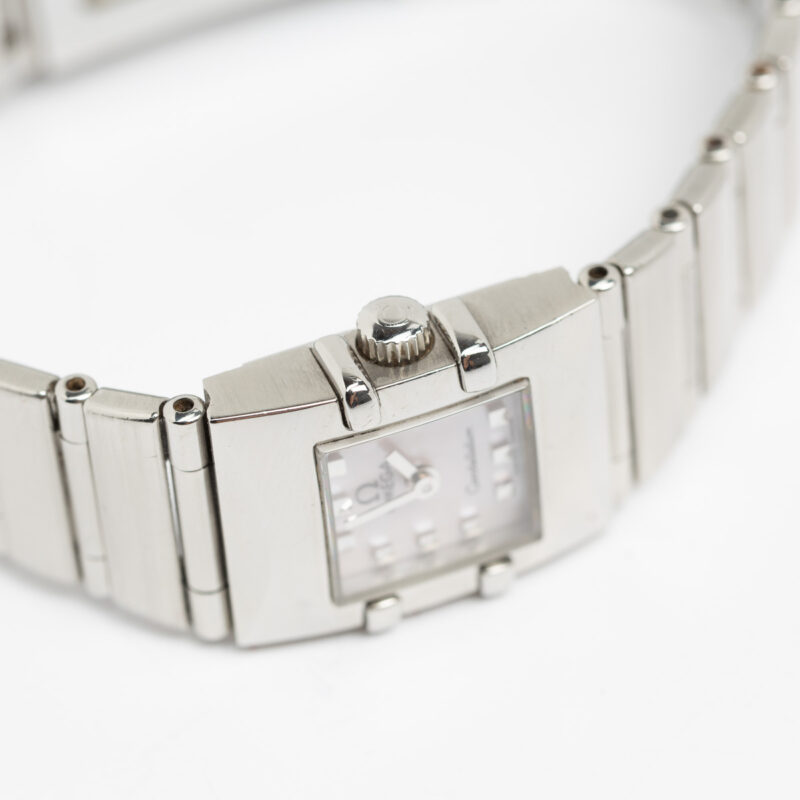 Omega Constellation Cal. 1376 Ref. 7951240. Quartz movment. Pink mother-of-pearl dial.