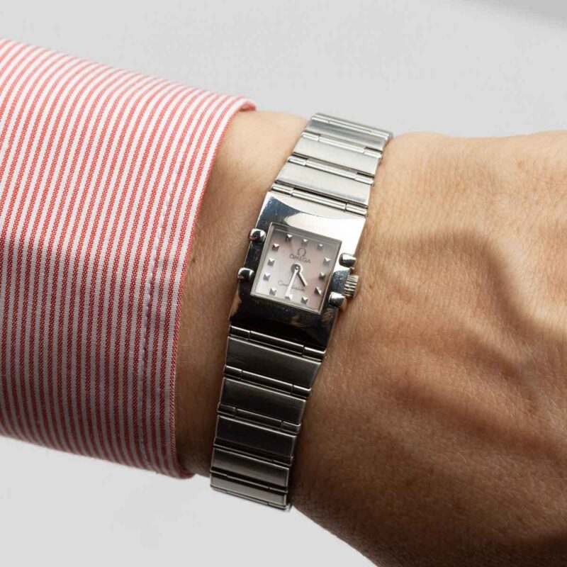 Omega Constellation Cal. 1376 Ref. 7951240. Quartz movment. Pink mother-of-pearl dial.